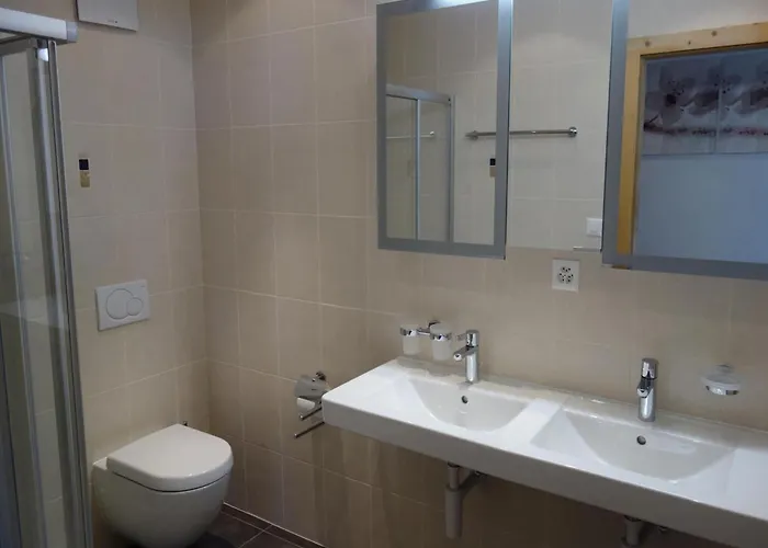 Near Slope 아파트 *